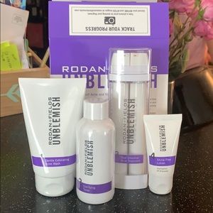 Rodan + Fields Unblemish skincare kit